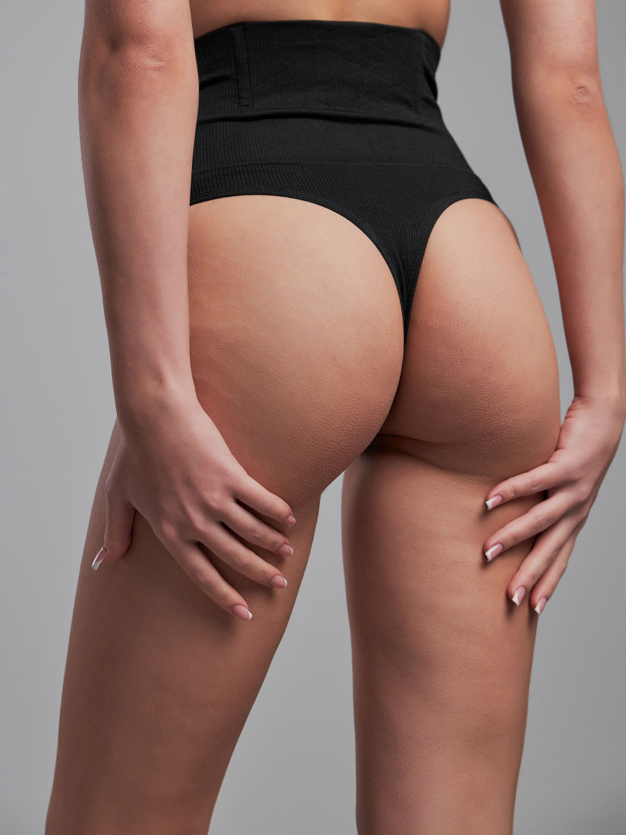Корректирующие трусики стринги черного цвета Modeling La
